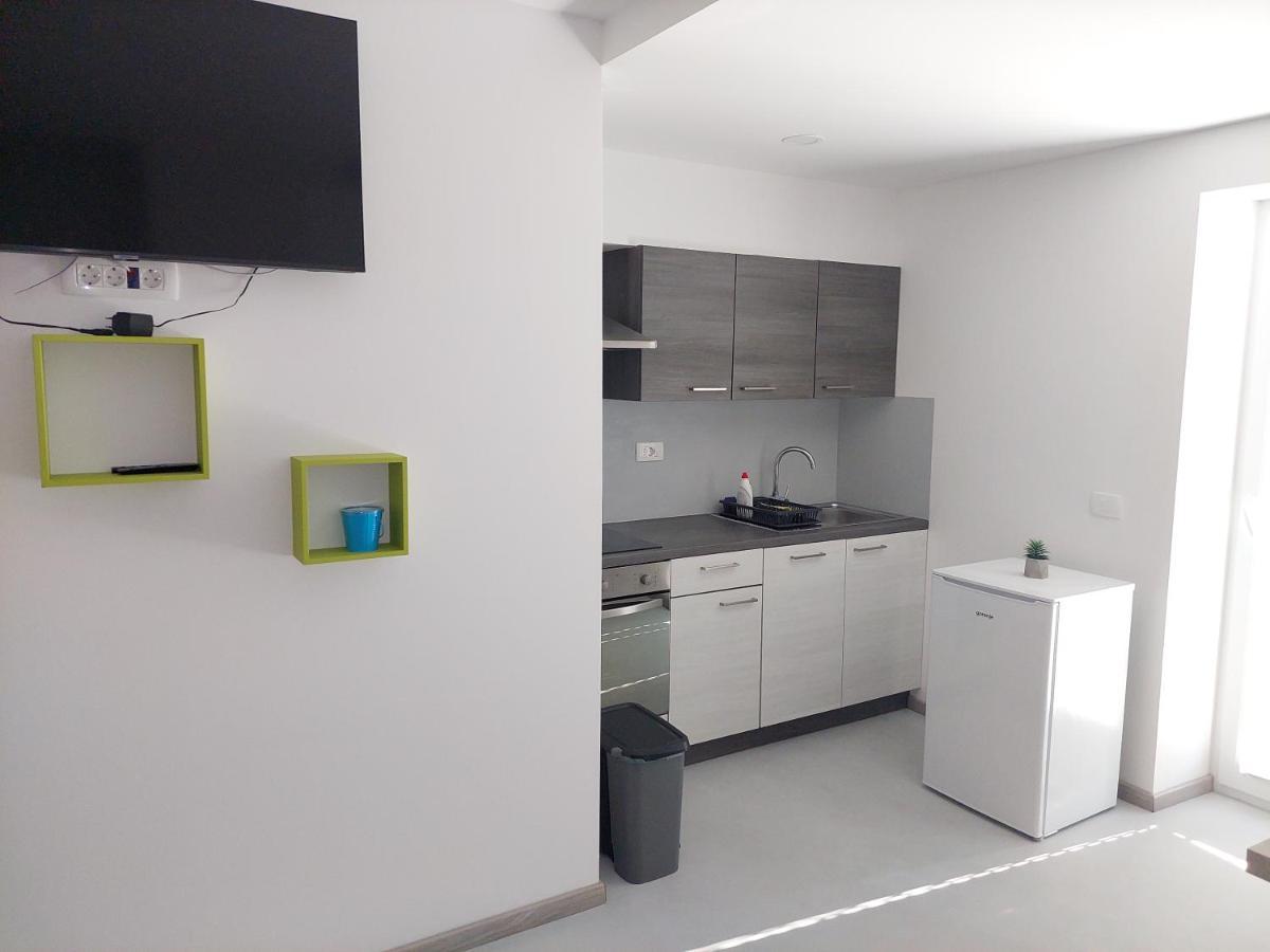 Apartma Rene Izola Exterior foto